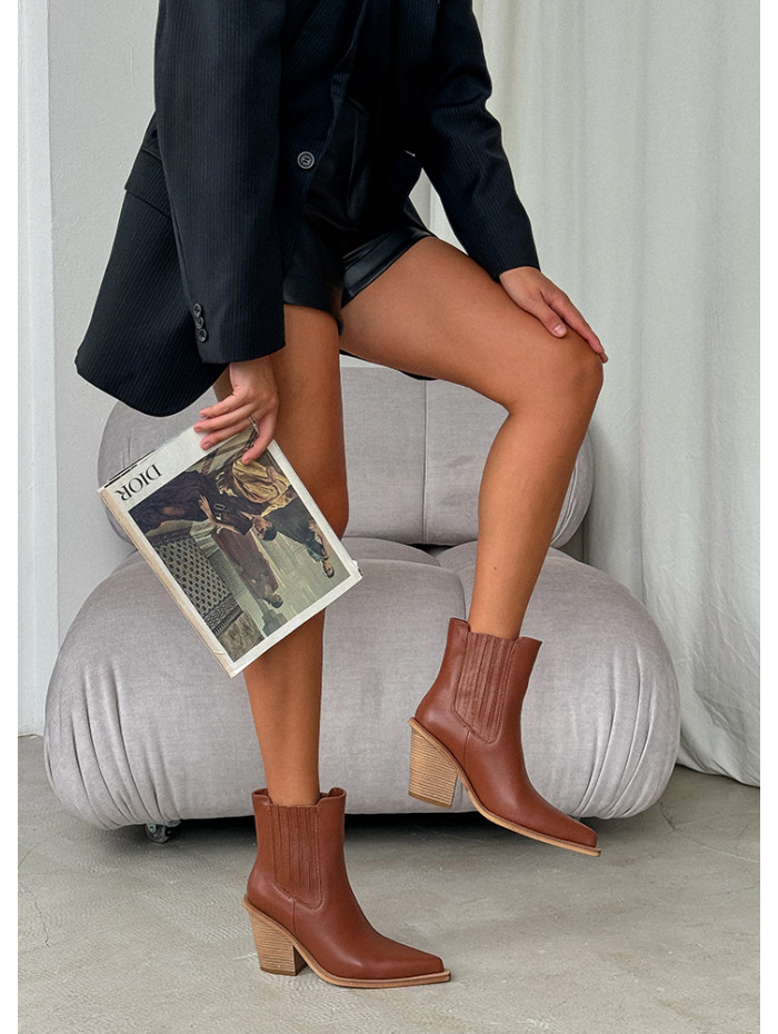 Черевики козаки brown 8251-28
